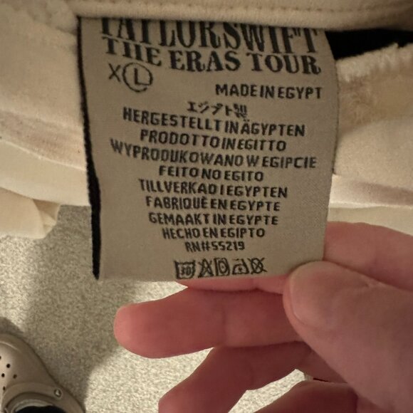 Taylor Swift The Eras Tour Hoodie, Light Beige/Cream, Size XL - Picture 3 of 3